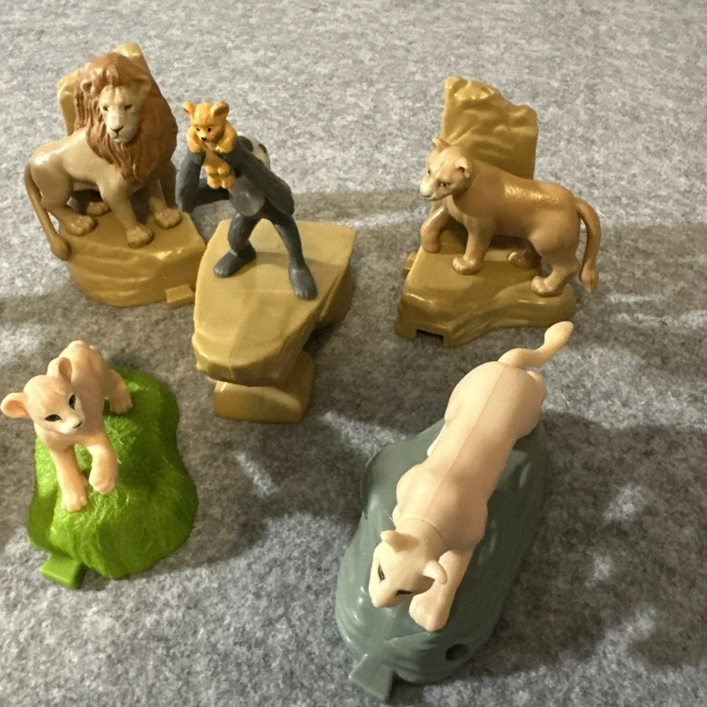 McDonald's Live Action Lion‎ King 2019 complete set of 10 pieces Cake Toppers